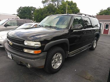 image-661991-05_black_chevy_suburban.jpg